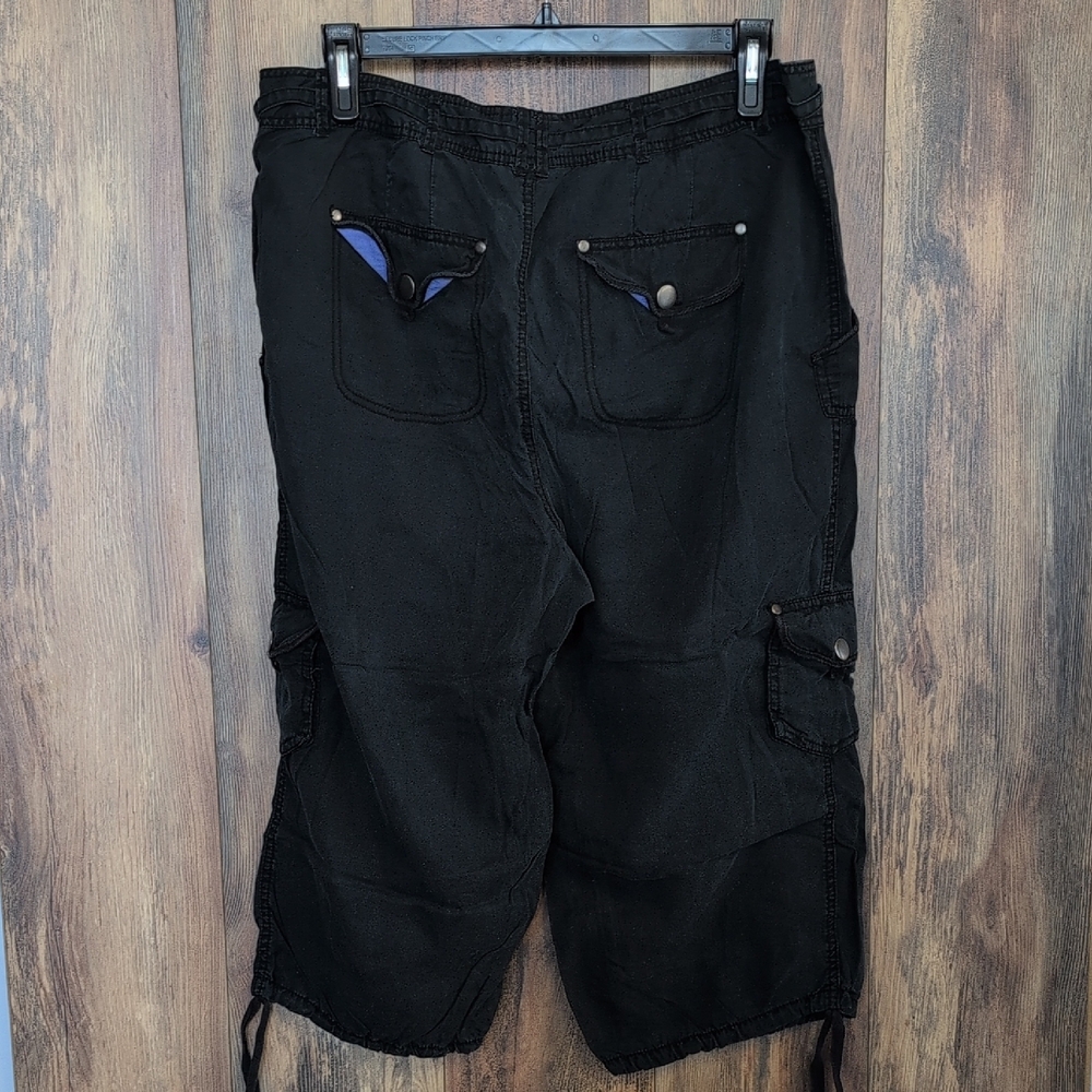 Lane Bryant Women's Black Capri Crop Chino Pants 18 C376 - Picture 6 of 7